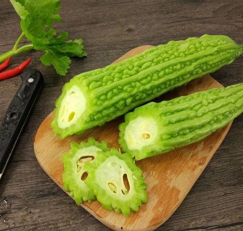 吃瓜人拍照视频素材,揭秘吃瓜人拍照视频背后的趣味瞬间