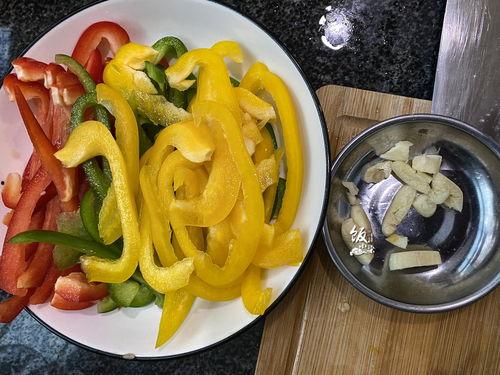 带你吃瓜搞笑零食视频,笑料横生！带你一饱眼福的“吃瓜搞笑零食”视频集锦